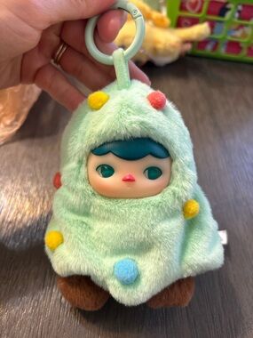 POP MART PUCKY Forest Party Series Vinyl Plush Pendant.